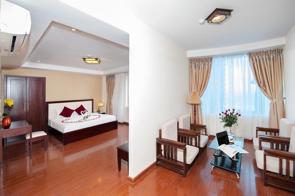 Truong Son Tung 1 - Beautiful Beach Hotel Da Nang Room photo