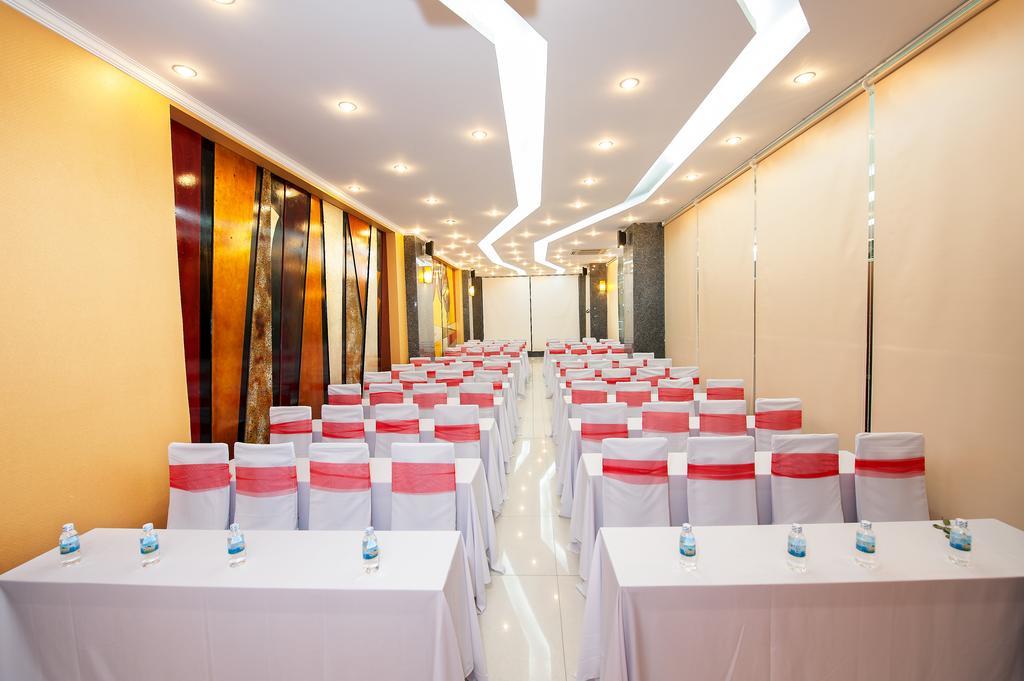 Truong Son Tung 1 - Beautiful Beach Hotel Da Nang Exterior photo